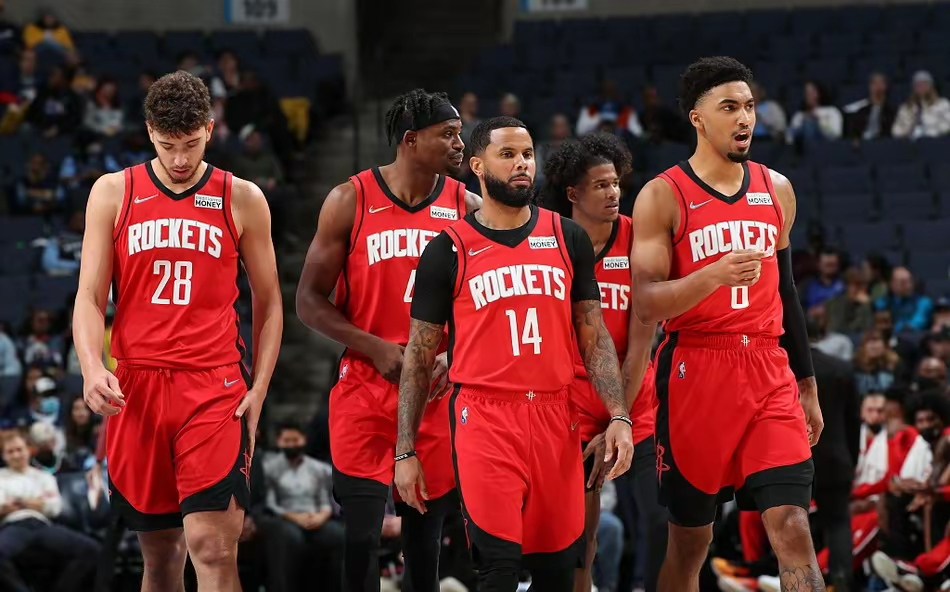 包含集结日NBA常规赛焦点战；克里夫兰骑士止住颓势；管理层满意；心理建设被强调的词条