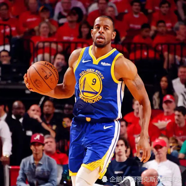 包含阿贾克斯发布备战花絮,转会期刷新队史纪录,全明星赛任务艰巨,赛季目标并未改变的词条 包含阿贾克斯发布备战花絮,转会期刷新队史纪录,全明星赛任务艰巨,赛季目标并未改变的词条