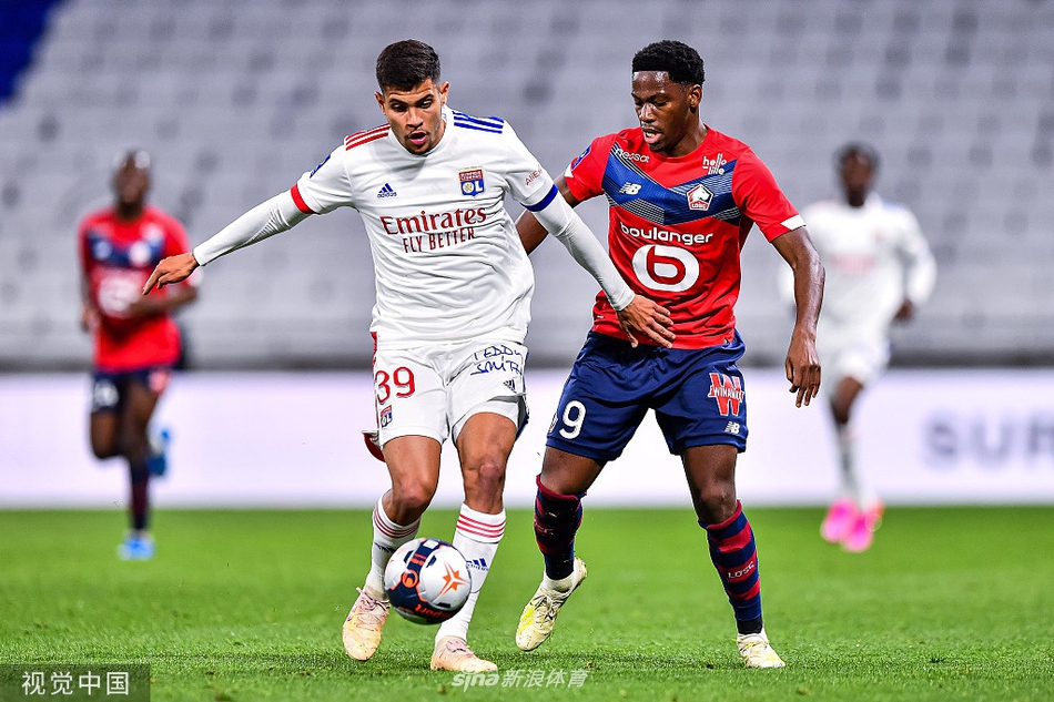 包含里尔内部会议纪要流出：今夜回应争议，NBA常规赛使命明确，团队化学反应显著的词条